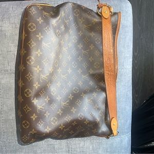 Louis Vuitton Delightful handbag monogram canvas MM